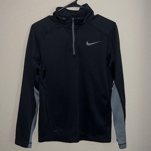 Nike Therma-fit - Picture 2 of 8